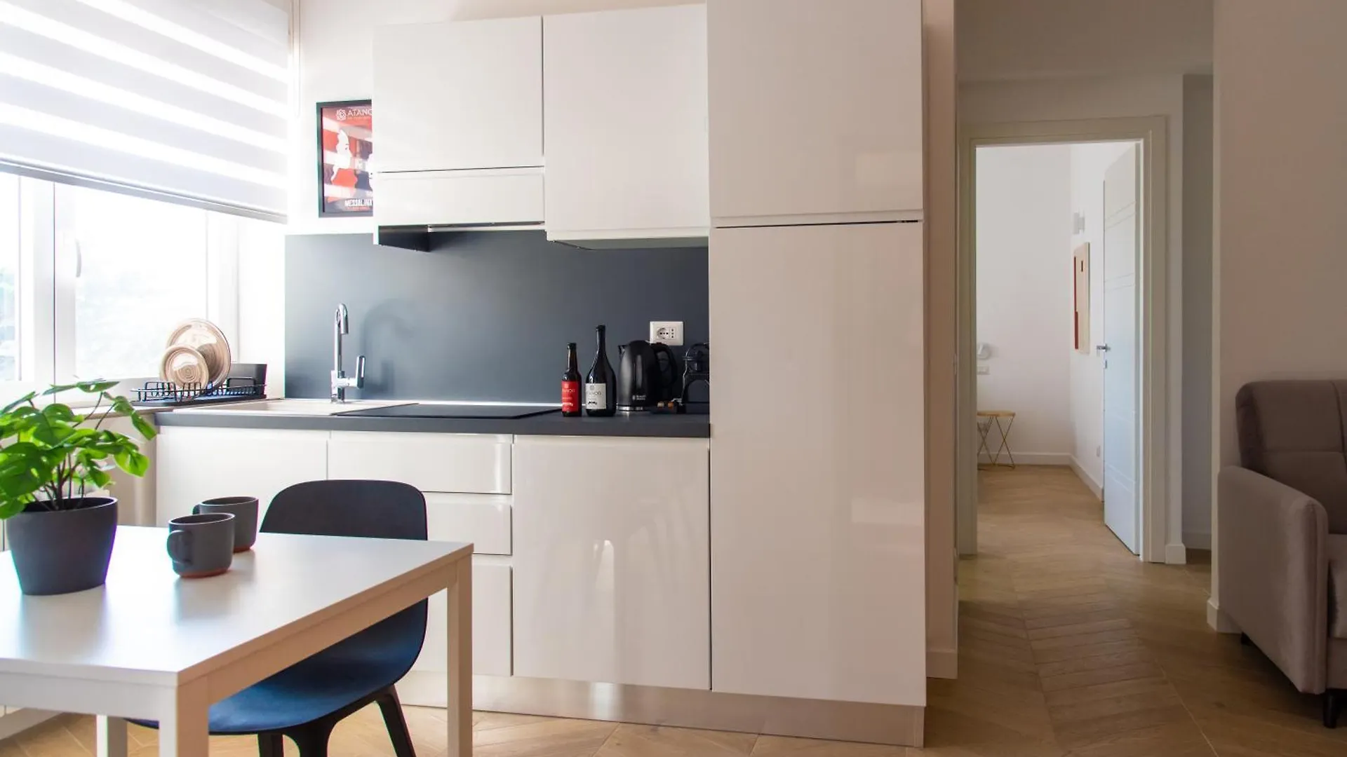 Eur Appartamento Vista Lago Fattori Rzym Apartament